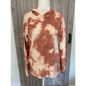 NWT Ceny Women’s extra small, hooded, long sleeve pullover